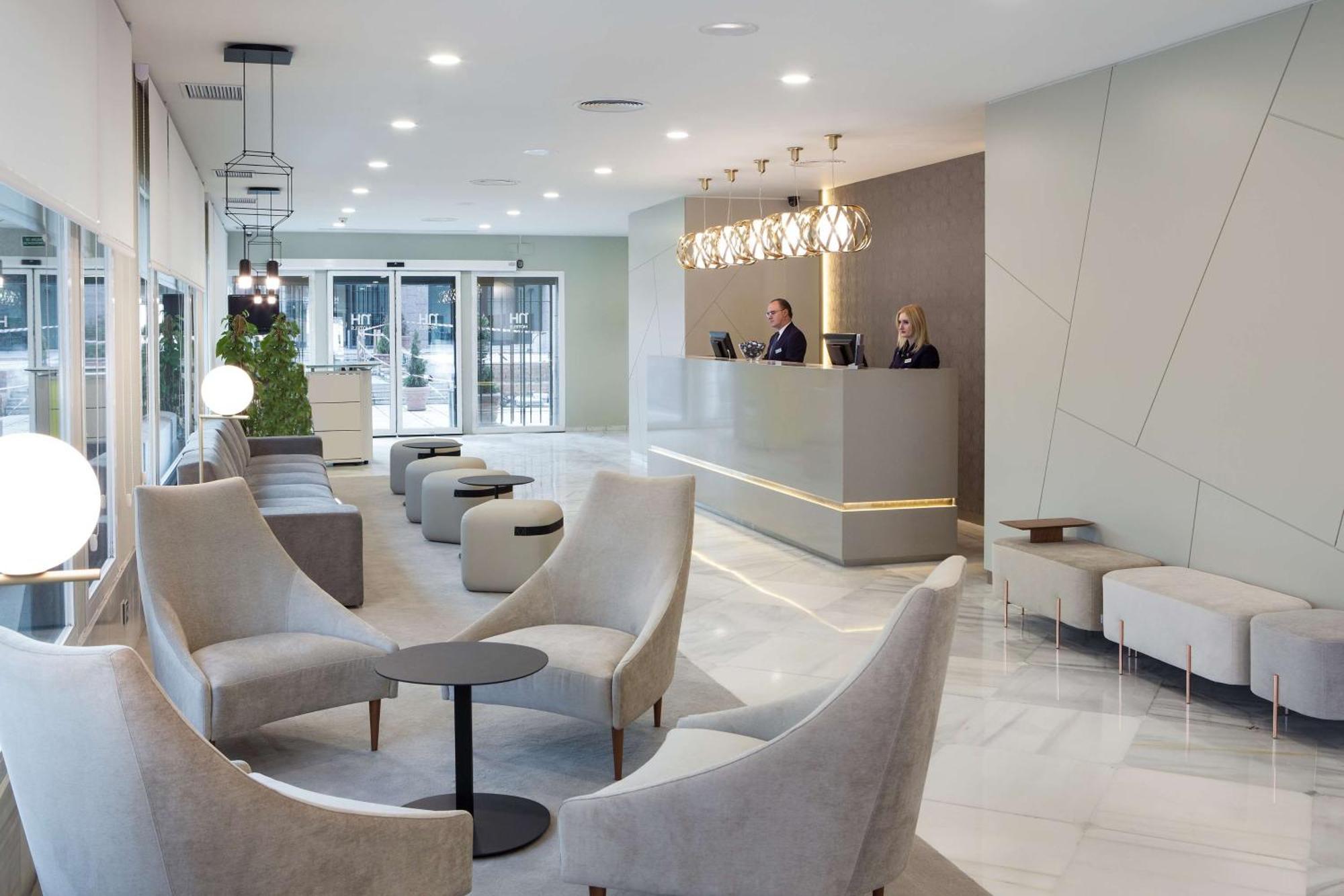 Nh Barajas Airport Hotel Madrid Ngoại thất bức ảnh