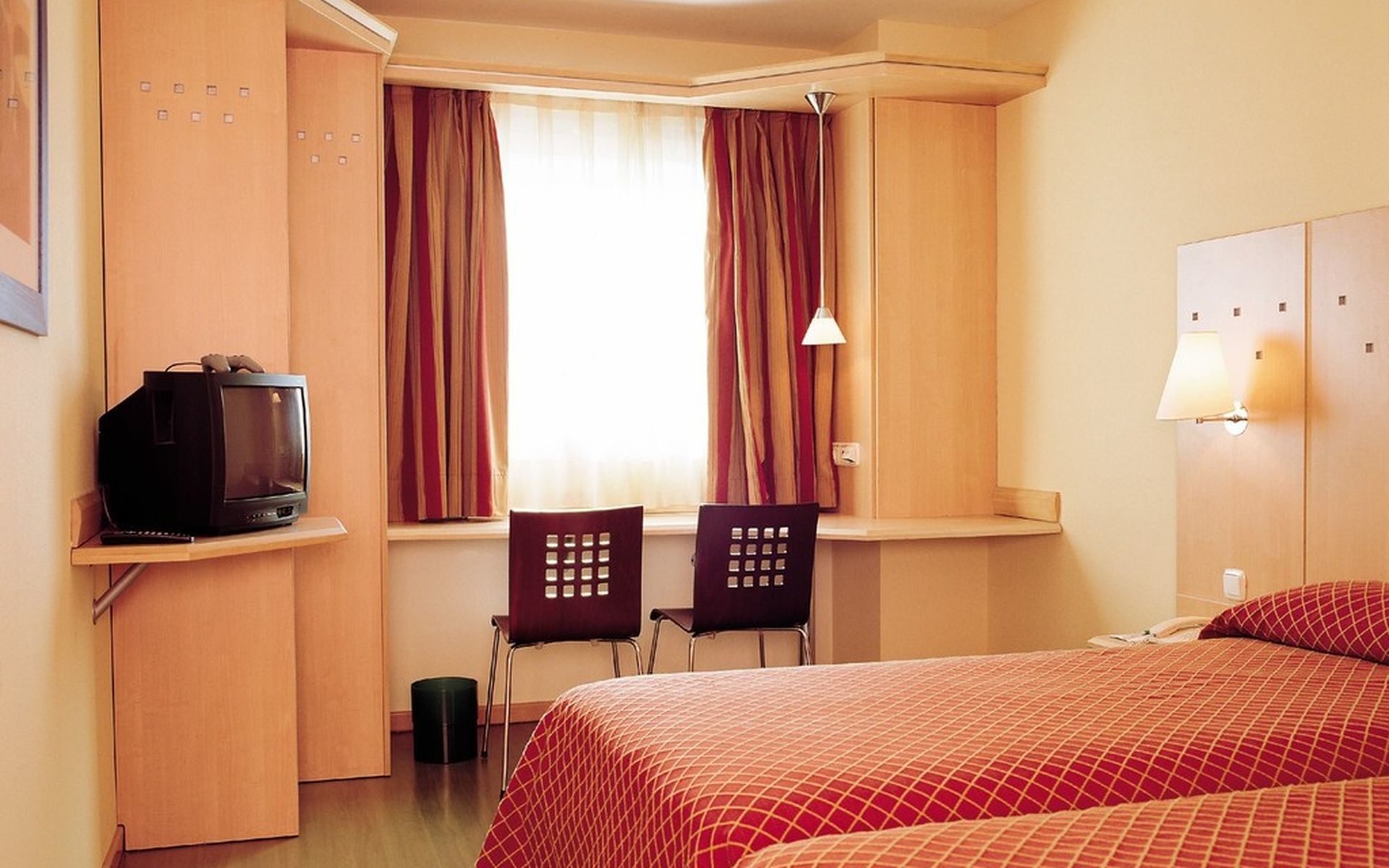 Nh Barajas Airport Hotel Madrid Phòng bức ảnh